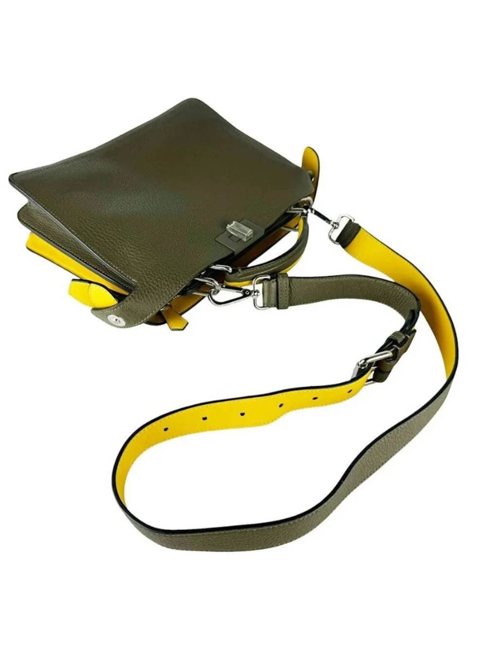 Fendi Shoulder Bag Peekaboo ISeeU
